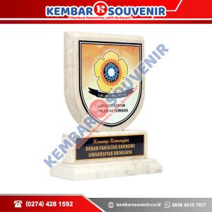 Piala Plakat DPRD Provinsi Maluku
