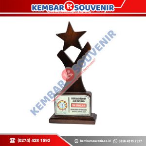 Contoh Trophy Akrilik Sekolah Tinggi Pesantren Darunna'im Lebak Banten