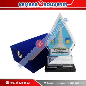 Plakat Trophy DPRD Kabupaten Melawi