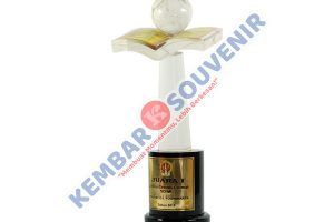 Piala Bahan Akrilik DPRD Kabupaten Bengkulu Utara