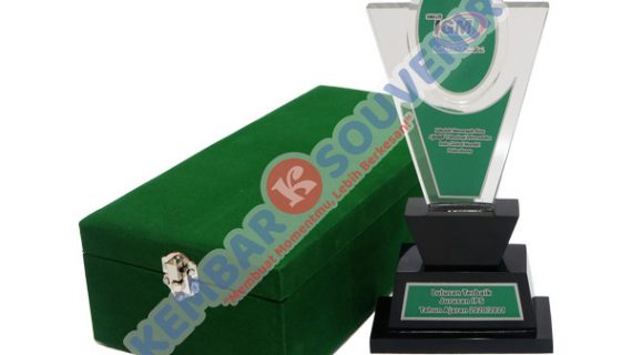 Piala Dari Akrilik Provinsi DI Yogyakarta