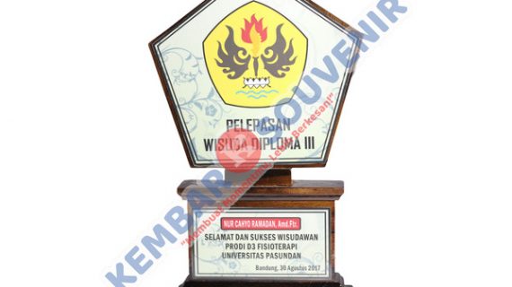 Plakat Akrilik PT Wilmar Cahaya Indonesia Tbk.