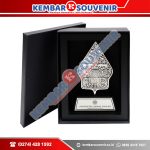 Souvenir Miniatur Champion Pacific Indonesia Tbk